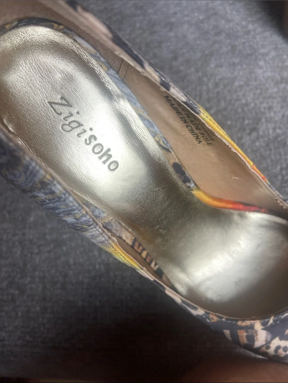 Zigi Soho Brown Multicolor Animal Print Platform Pump size 6 1/2
